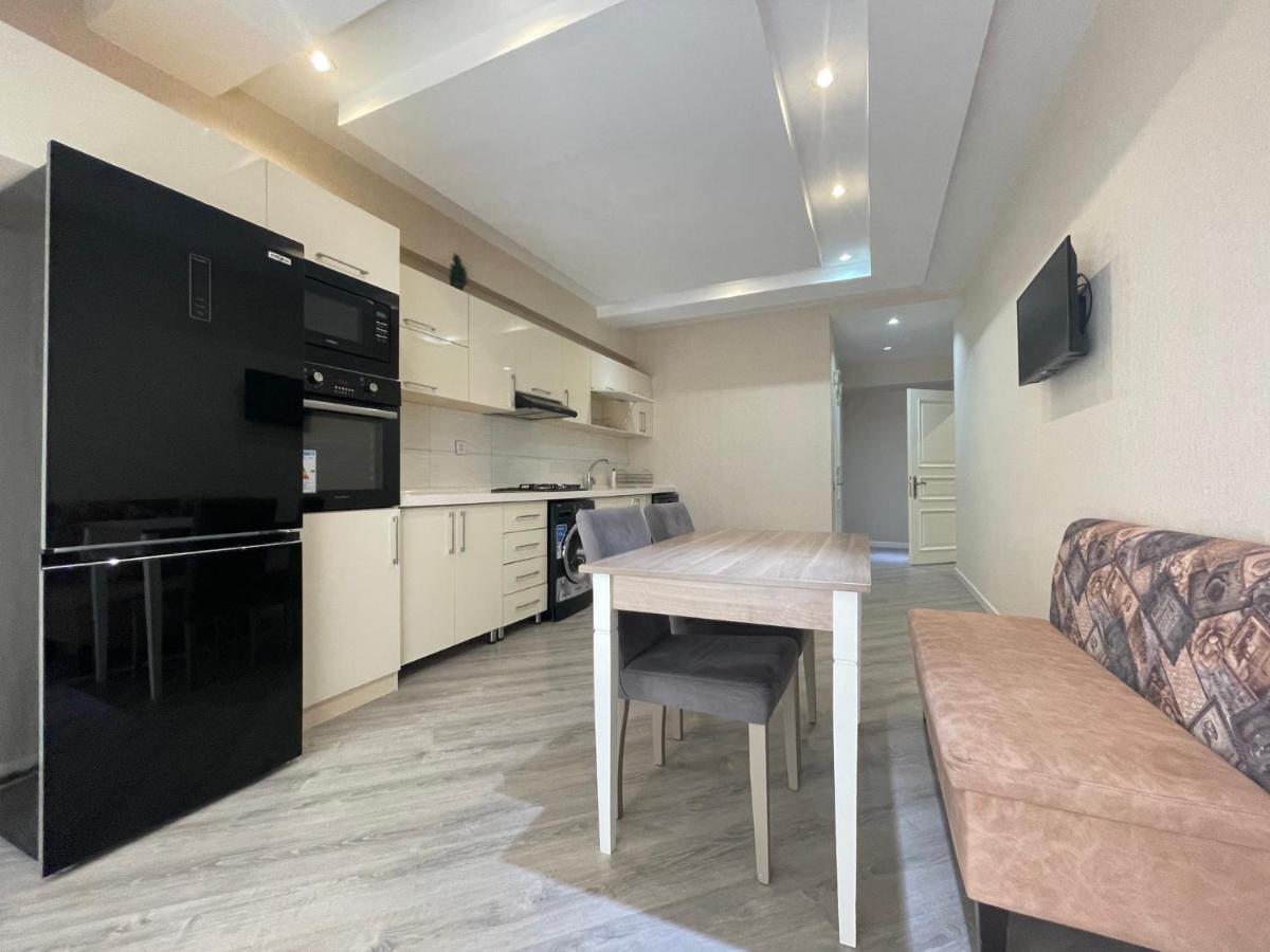 Lux Apartment Баку Экстерьер фото