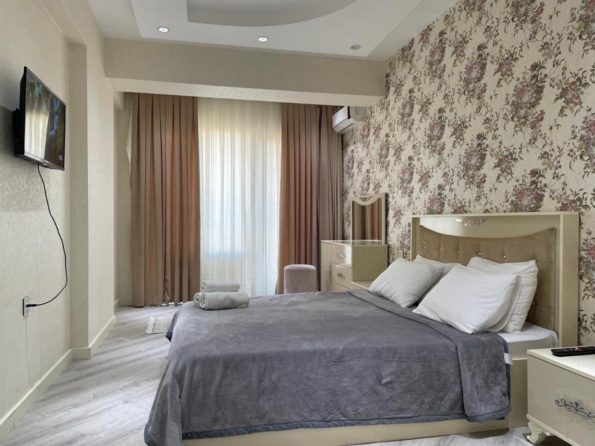 Lux Apartment Баку Экстерьер фото